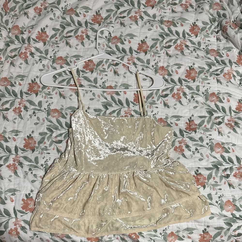 AMERICAN EAGLE silk tank top